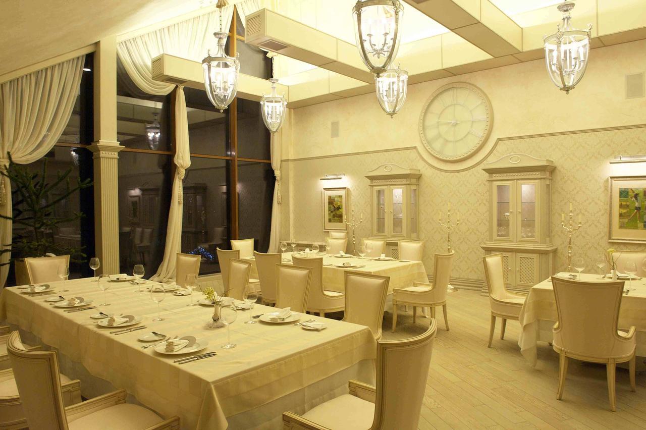 Superior Golf And Spa Resort Kharkiv Exterior photo