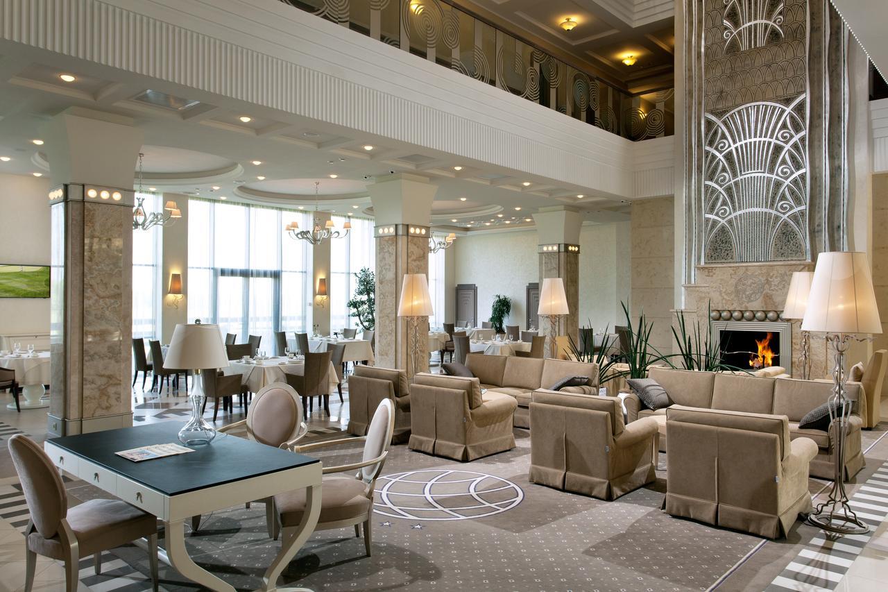 Superior Golf And Spa Resort Kharkiv Exterior photo