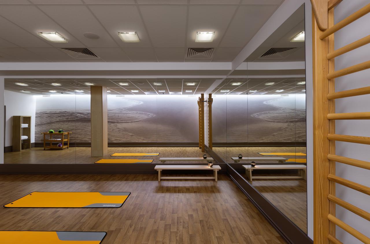 Superior Golf And Spa Resort Kharkiv Exterior photo
